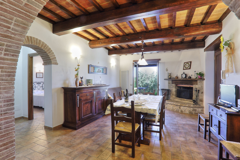 Others 5, Tenuta Capitolini, Terni