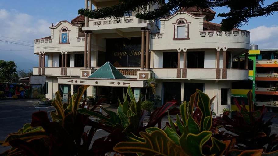 Exterior & Views 2, Hotel Surya Indah Batu, Malang