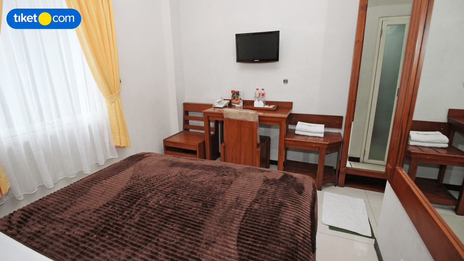 Bedroom 6