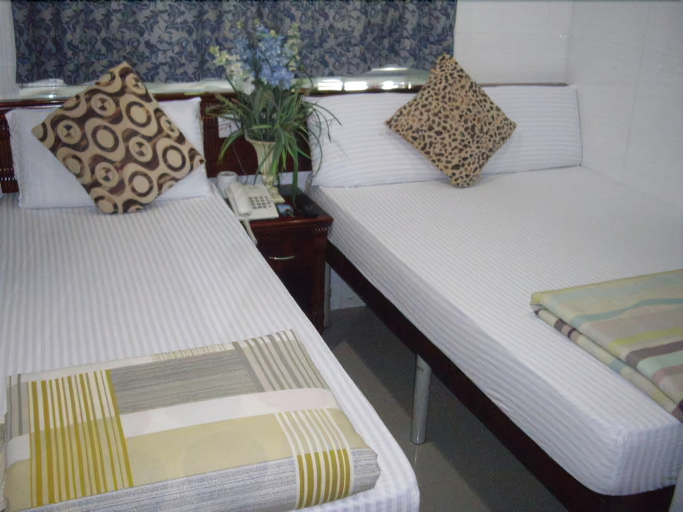 Bedroom 4, Canadian Hostel, Kowloon