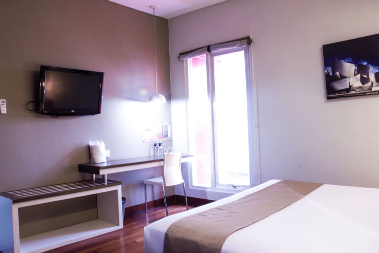 Hotel Hero Ambon - Tap to explore photos