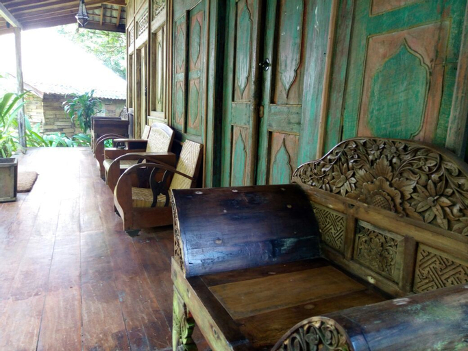 Imah Seniman Resort, Bandung