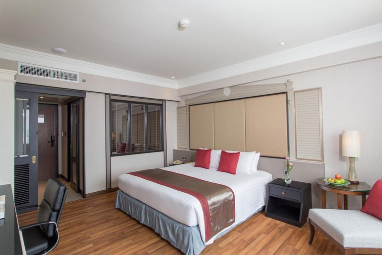 Bedroom 13