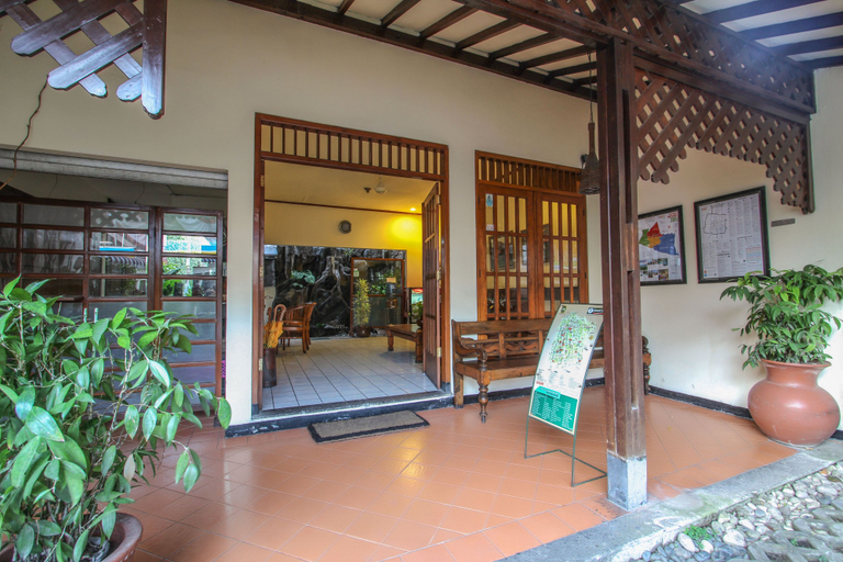 Exterior & Views 5, Delta Homestay, Yogyakarta