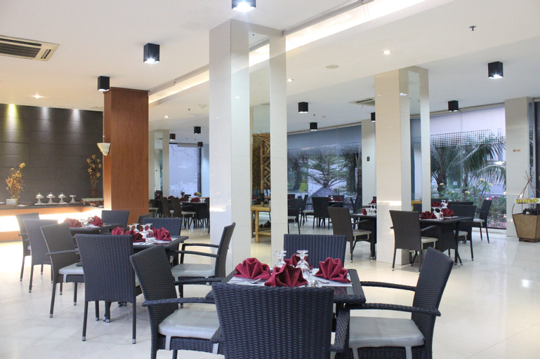 Others 4, Sahid Mutiara Karawaci, Tangerang