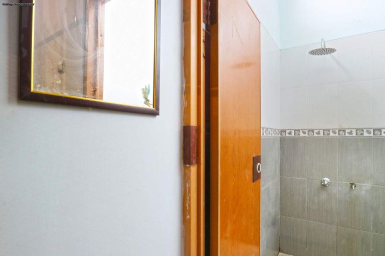 Kabin Kapsul Wisma Pondok Aren (Male Only), Tangerang Selatan