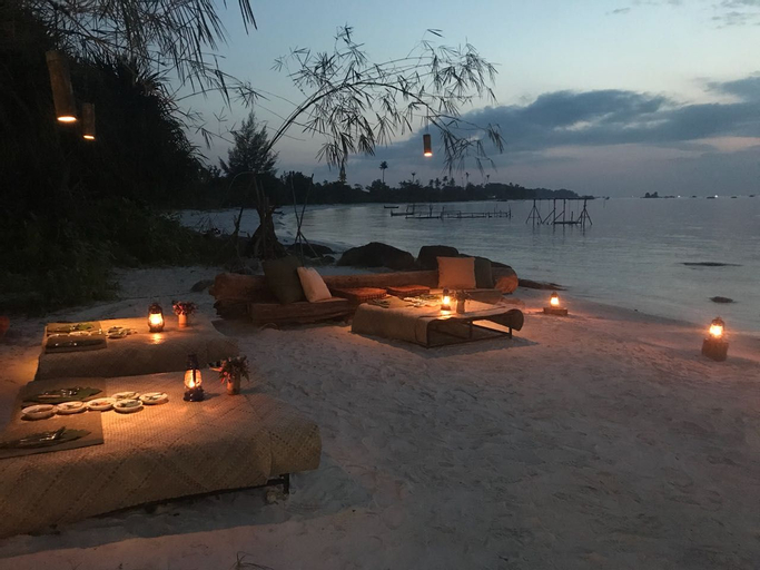 Eco Beach Tent by Billiton, Belitung