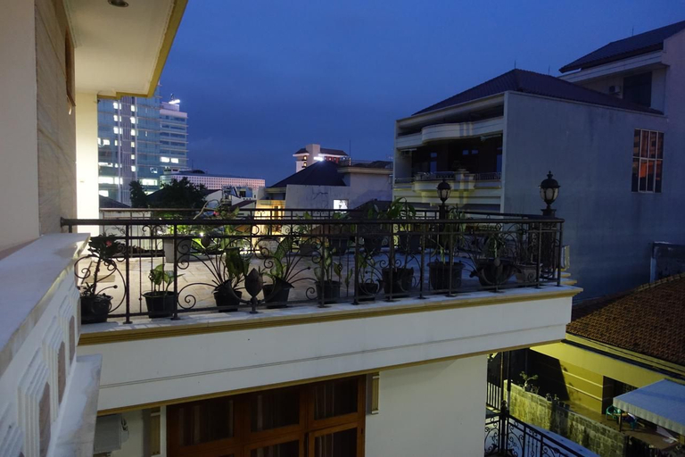 The Backpacker Simpang Lima Semarang, Semarang