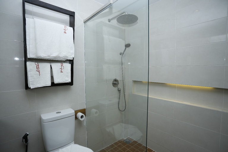Bathroom 5, Kahyangan Resort Singkawang Bengkayang, Bengkayang