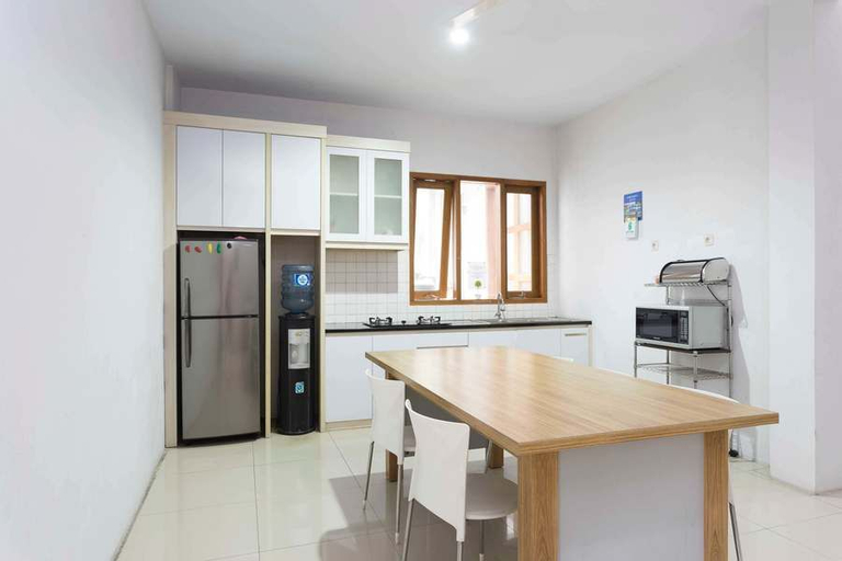 Others 4, RedDoorz Plus near Cilandak Town Square 2, South Jakarta
