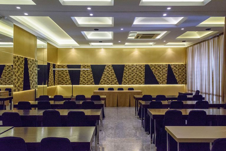 Business Facilities 20