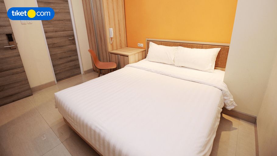 Djuragan Kamar Priority Inn - Tap to explore photos