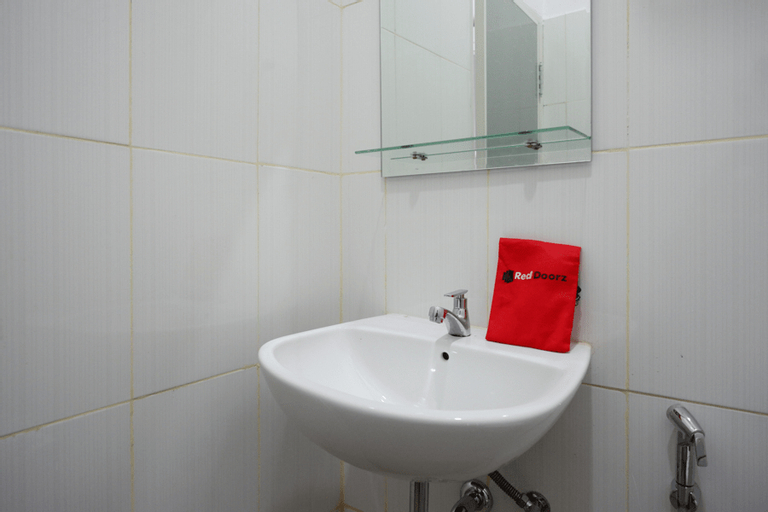 Bathroom 4