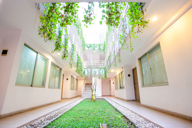 Public Area 5, LeGreen Suite Tondano, Central Jakarta