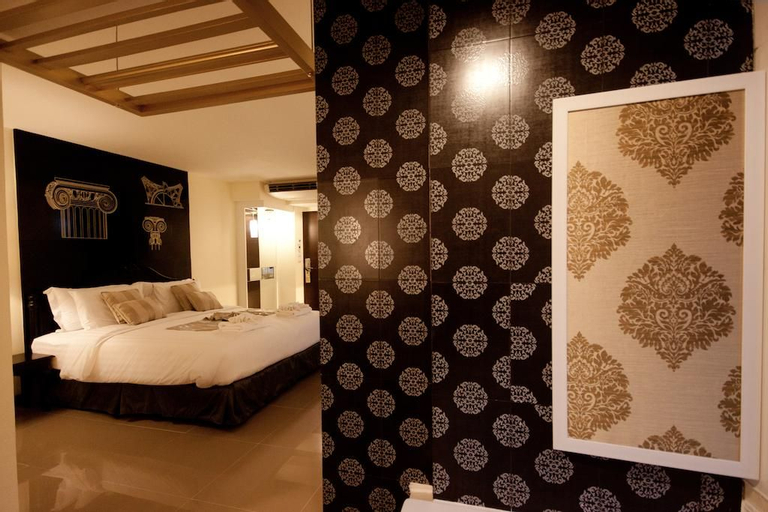 Bedroom 18