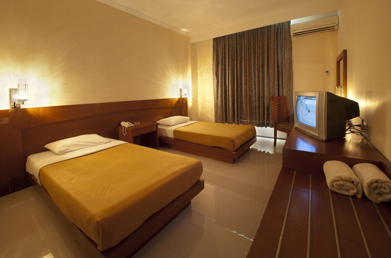 Others 3, Hotel Bintang Solo, Solo