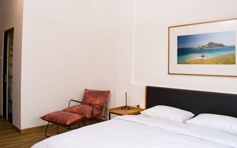 Bedroom 12