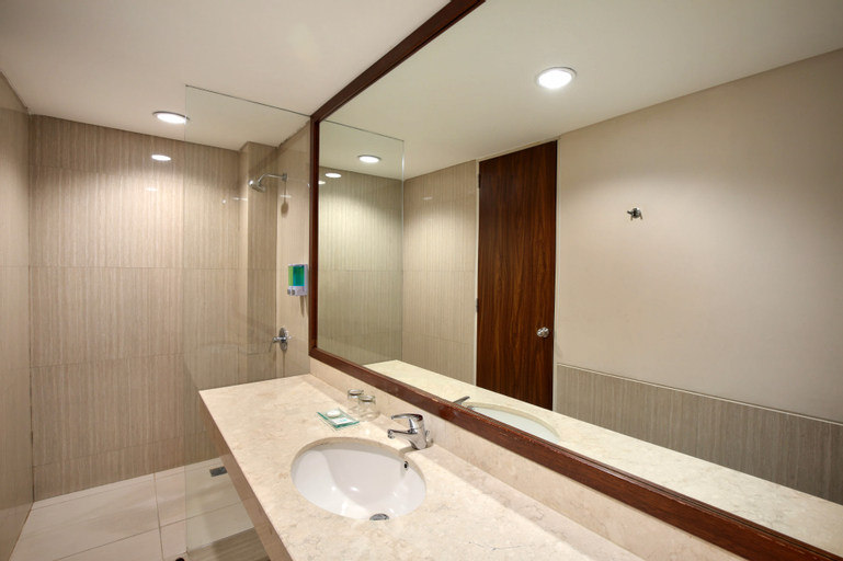 Bathroom 6