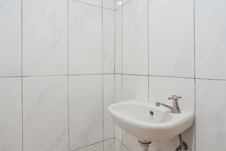 Bathroom 30