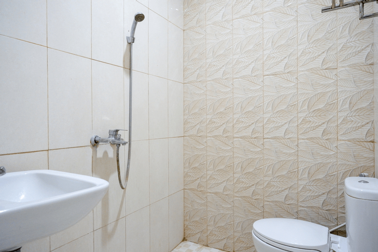 Bathroom 9