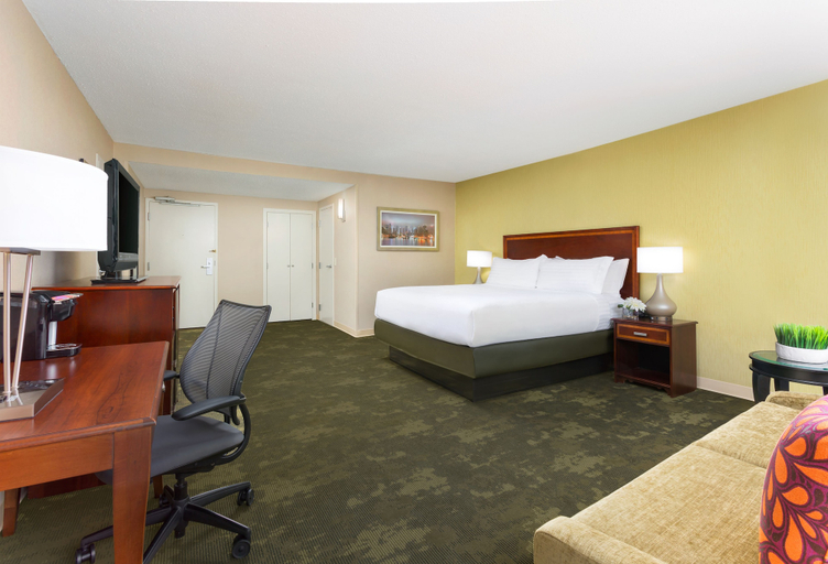 Bedroom 3, HOLIDAY INN SECAUCUS MEADOWLANDS, Secaucus
