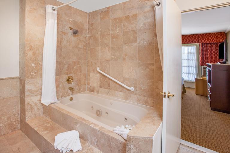 Bathroom 4, 14 West Laguna Beach, Orange