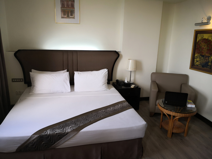 Bedroom 9