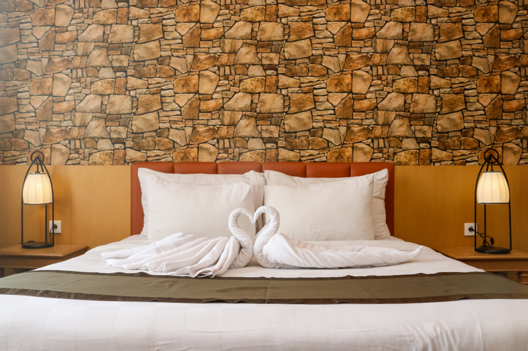 Bed 1
