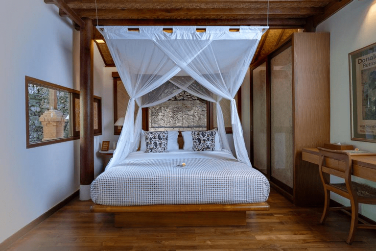 Bedroom 13