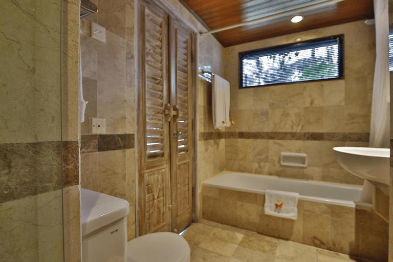 Bathroom 4