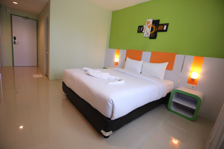 Hannah Hotel Syariah - Tap to explore photos