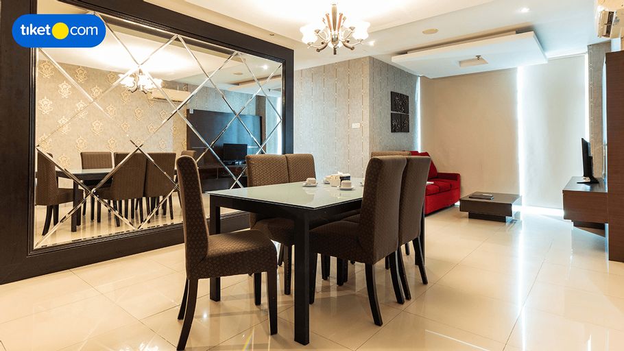 Living Area 14