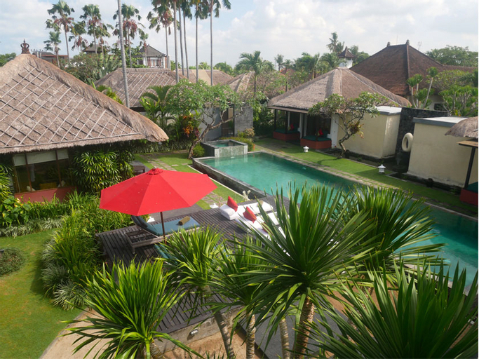 Swimming Pool 1