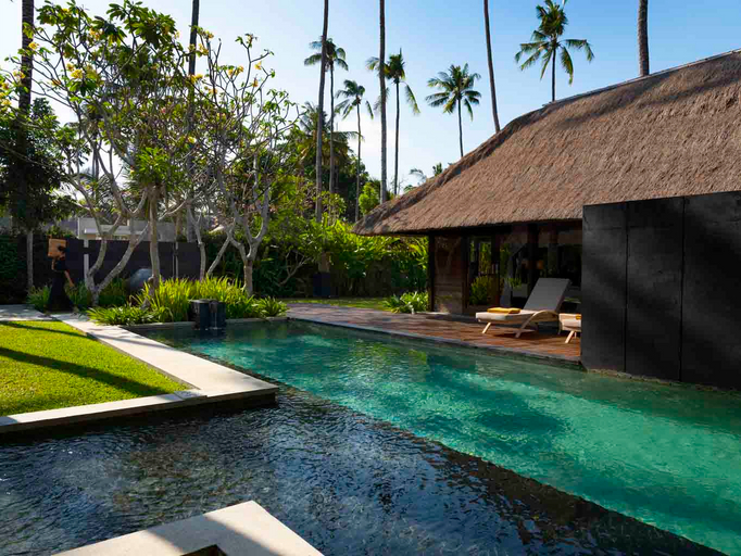 Swimming Pool 1