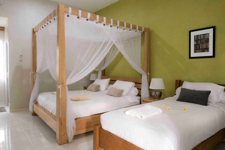 Harny's Garden Villa Room Type - Triple Deluxe Room
