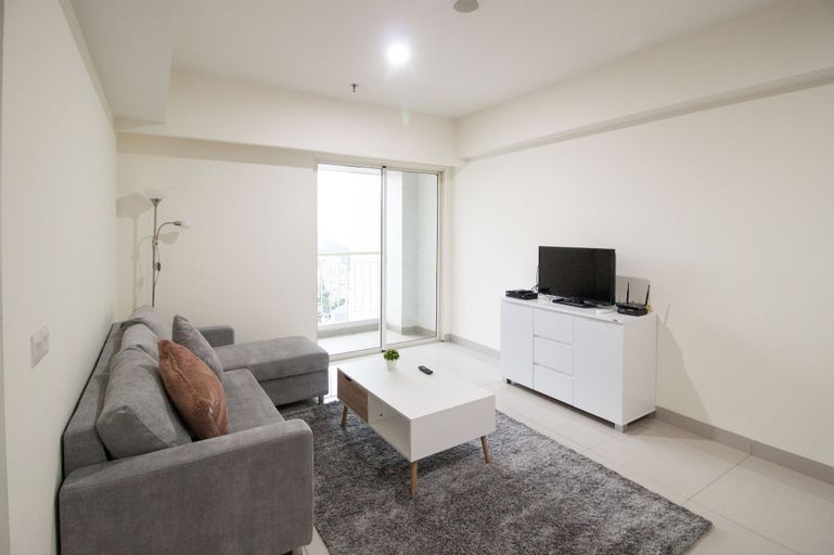 2 BR Best in Kelapa Gading Sherwood Apartment By Travelio, North Jakarta