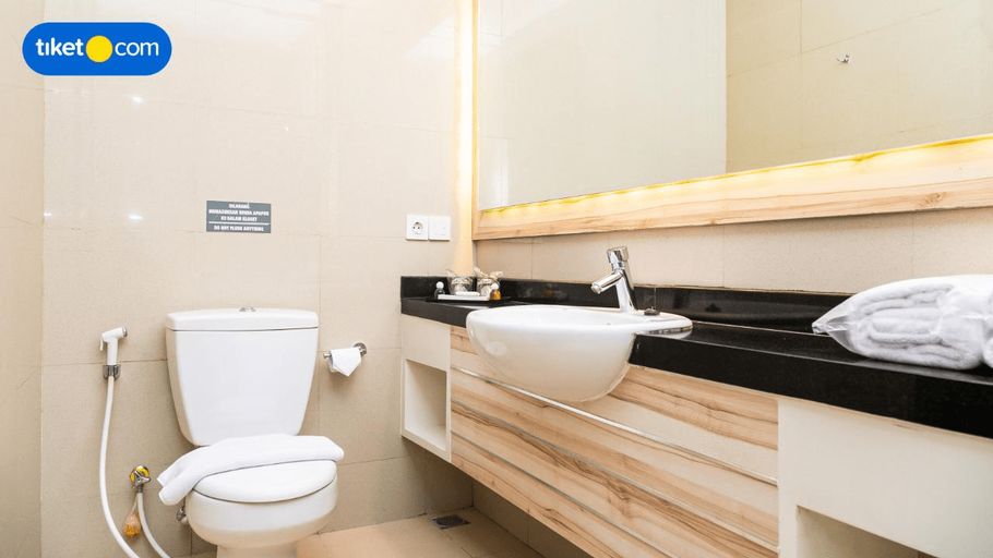 Bathroom 5