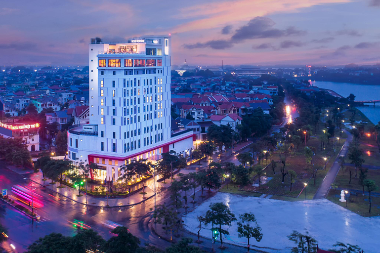 X2 Vibe Viet Tri Hotel, Việt Trì
