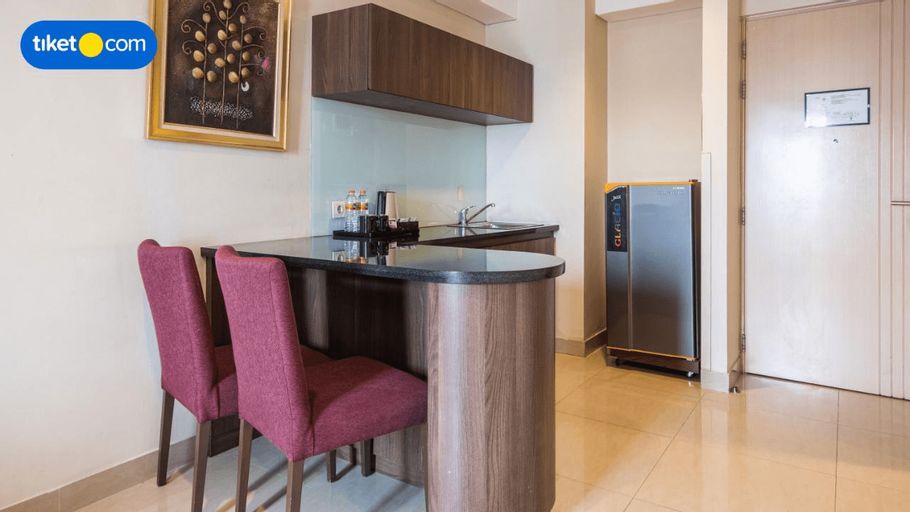 Dining Room 2