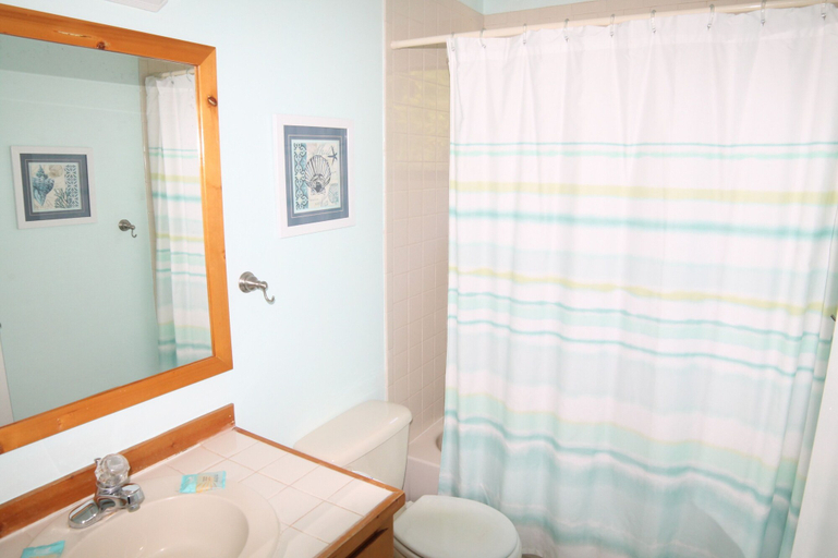 Bathroom 3, Atlantic Oasis - Upper Unit, Saint Johns