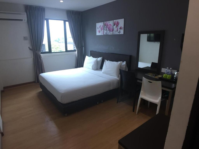 Padungan Hotel Room Type - Standard King