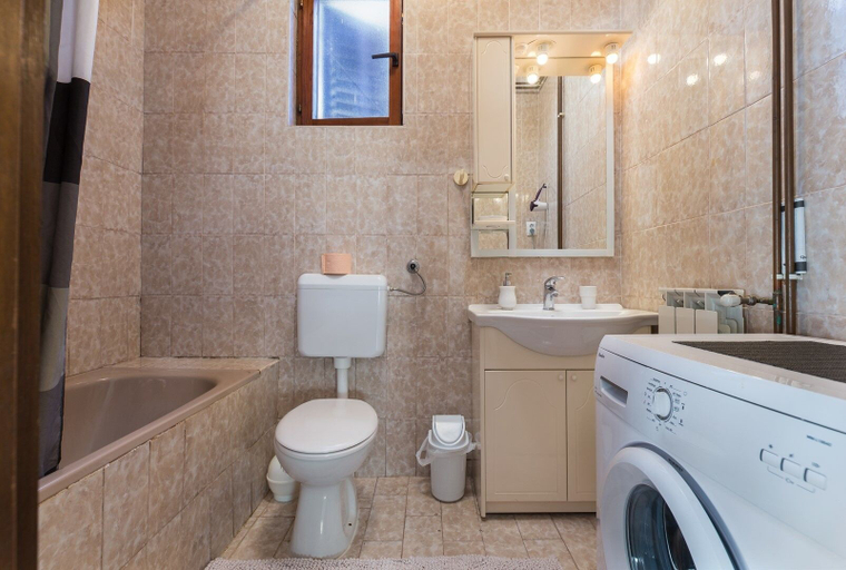 Bathroom 4, Apartment Frankovic, Rovinj