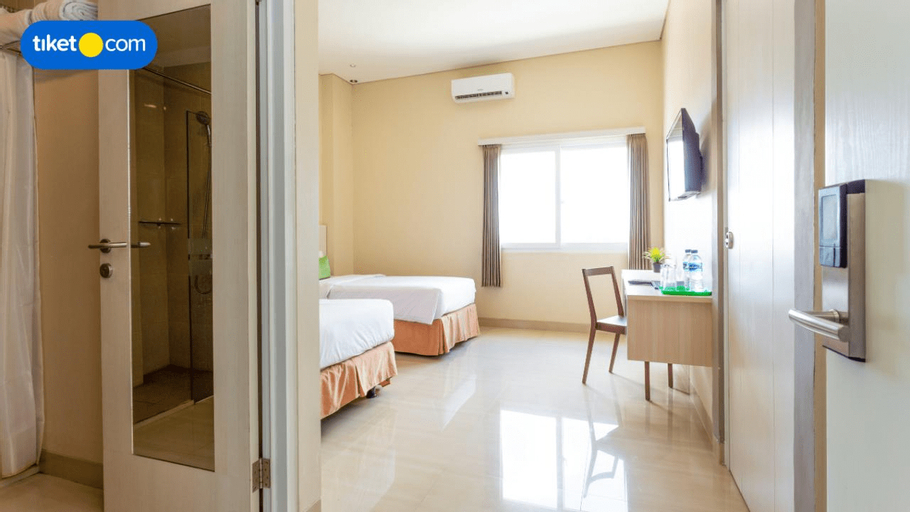 Bedroom 13