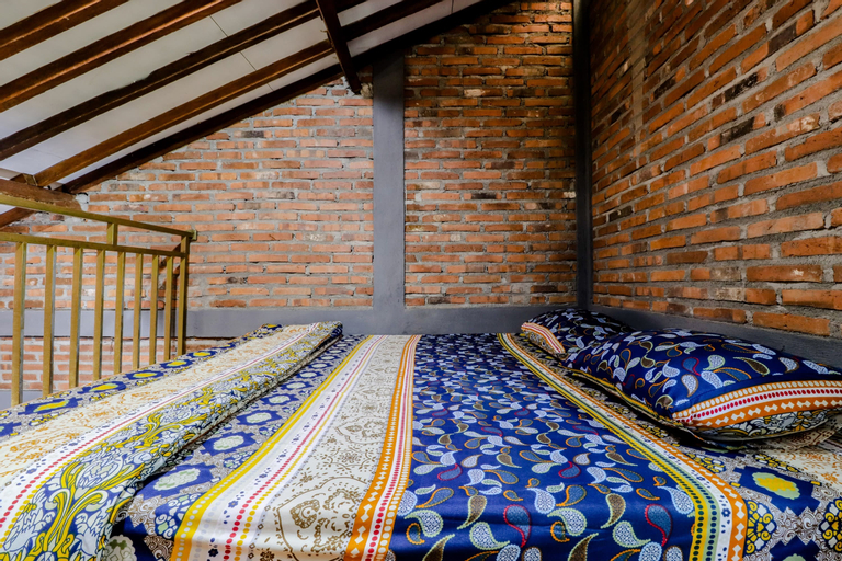 Bedroom 29