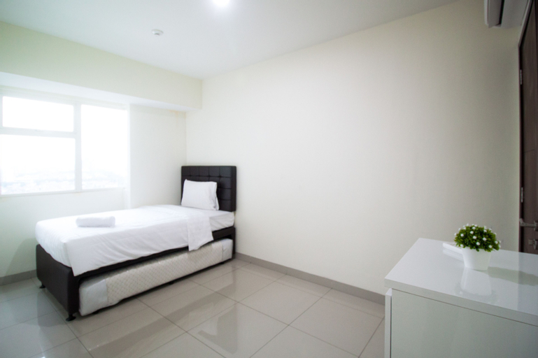 2 BR Best in Kelapa Gading Sherwood Apartment By Travelio, North Jakarta