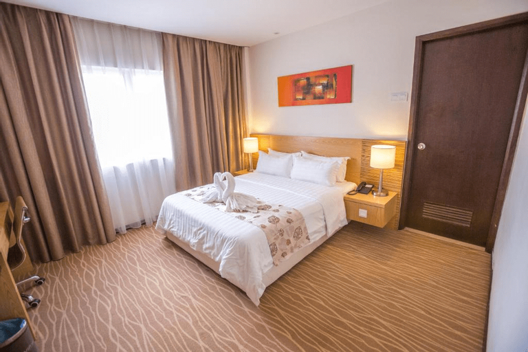 VIP Hotel Segamat - Tap to explore photos