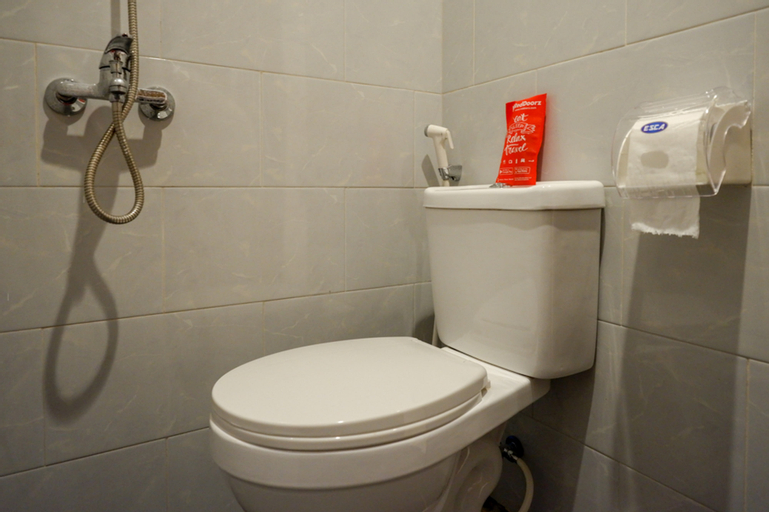 Bathroom 20
