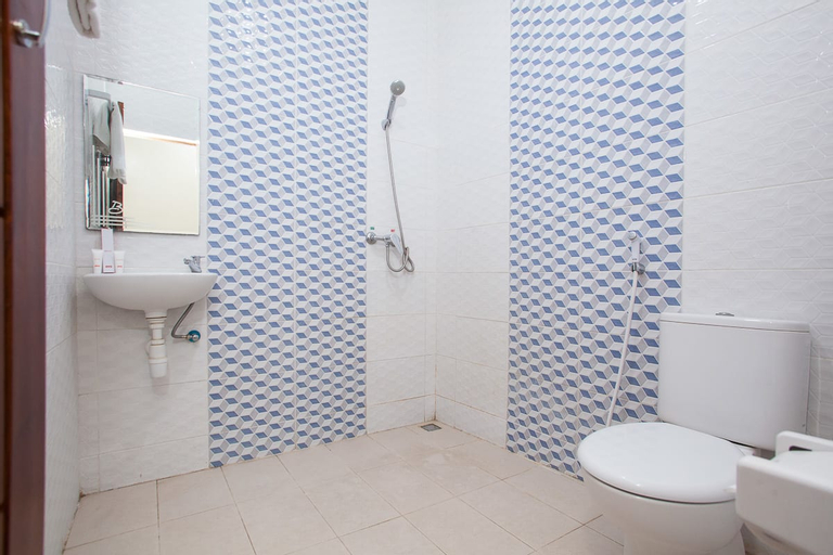 Bathroom 3