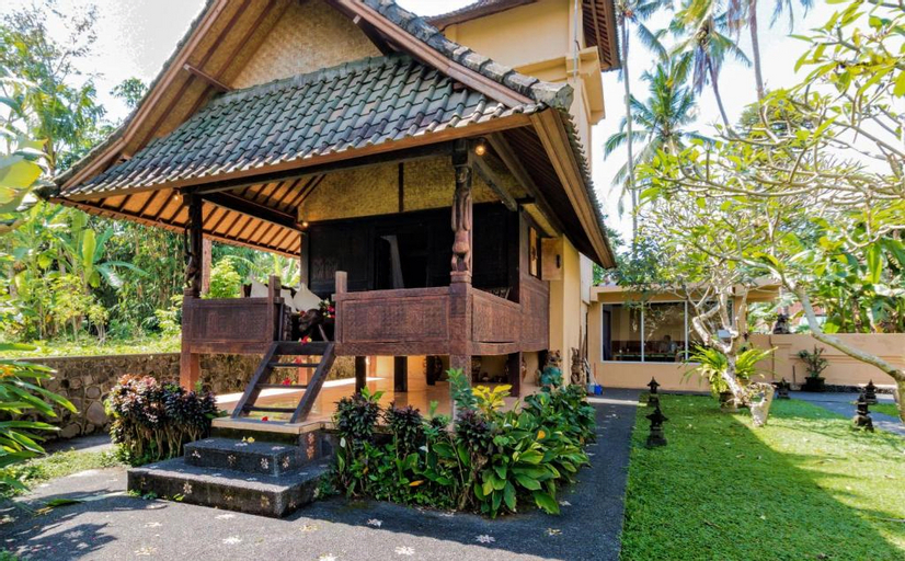 Exterior 1