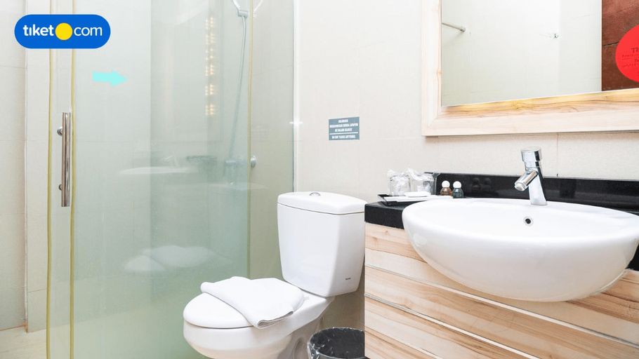 Bathroom 4